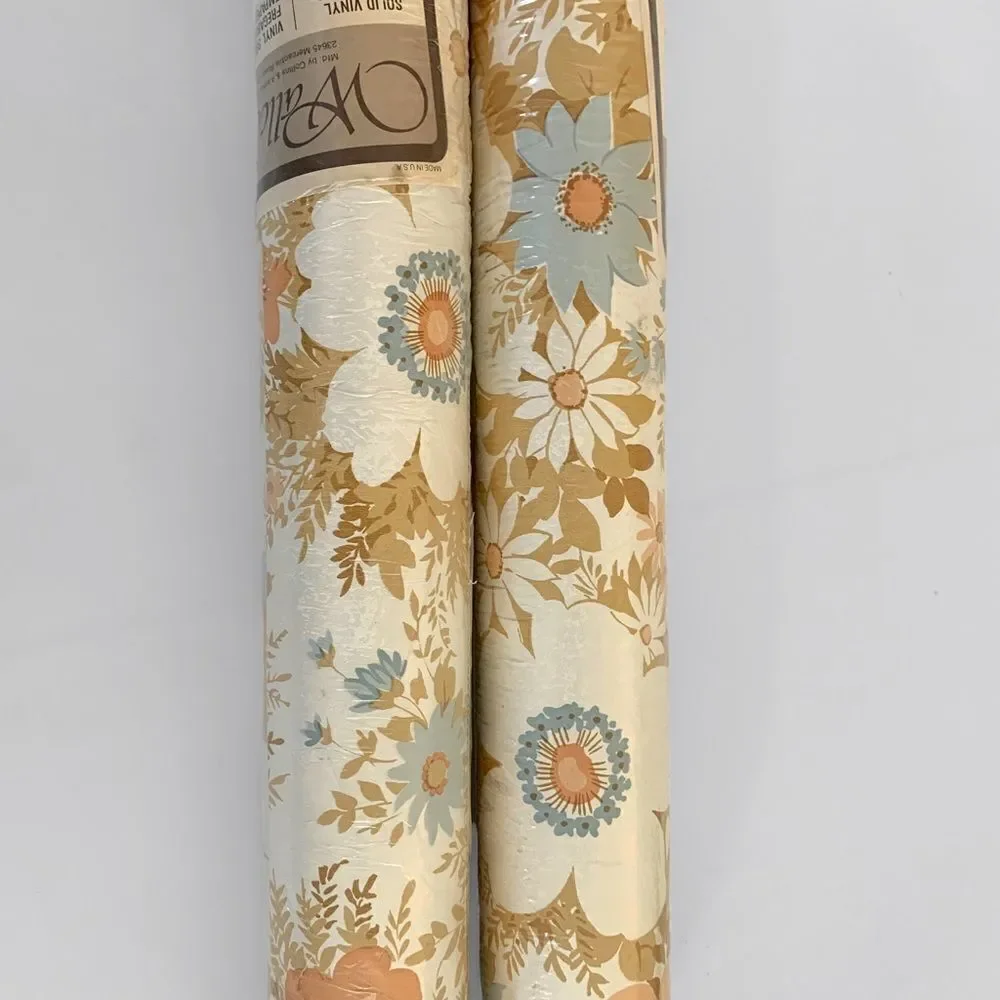 Vintage 1970’s Floral Wallpaper